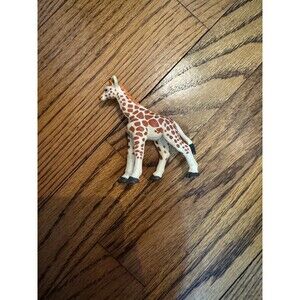 Safari Ltd Wild Safari Giraffe Baby figurine.